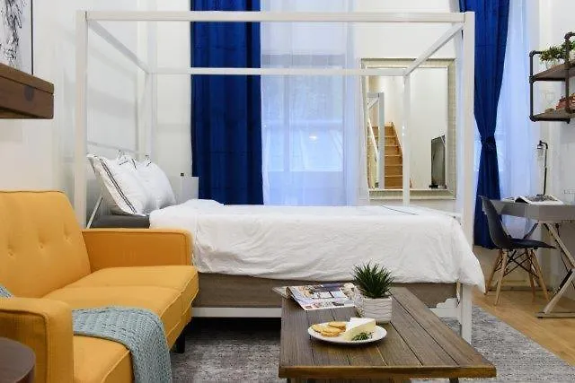 ニューヨーク75-A New Stylish Loft 1Br W D Prime Upper Eastアパートメント アパート ニューヨーク